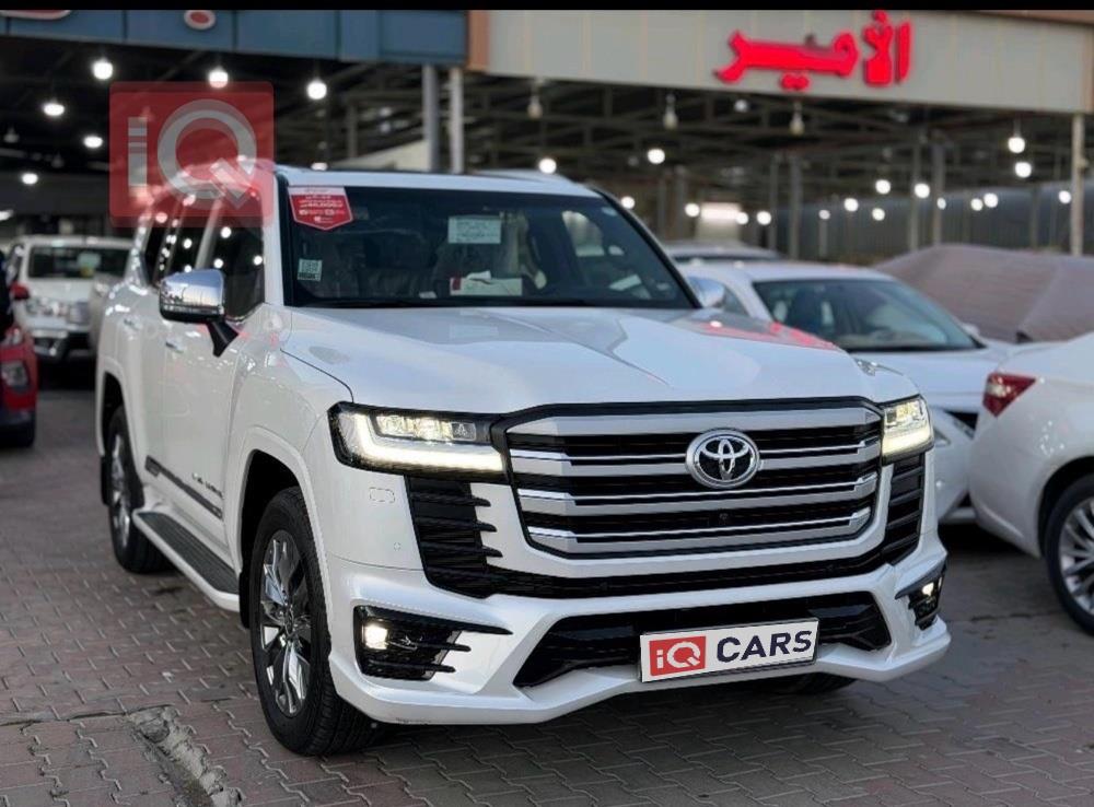 تويوتا لاندكروزر